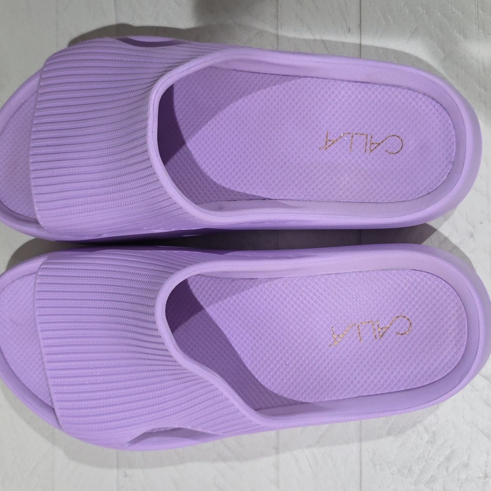 CALIA Lilac Molded Slides Womens Sz8 - Picture 2 of 7